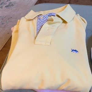Yellow southern tide shirt excellent condition